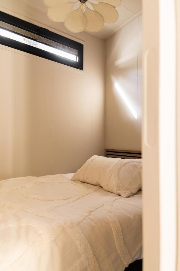 Luxe Tiny House Stec Midden Op De Veluwe In Nunspeet Villa Eksteriør billede